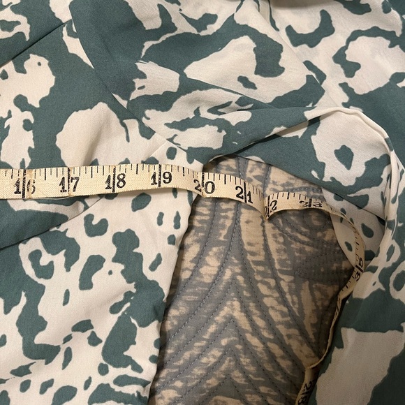 Flirty dress - Picture 7 of 9